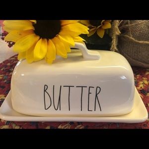 Rae Dunn butter dish